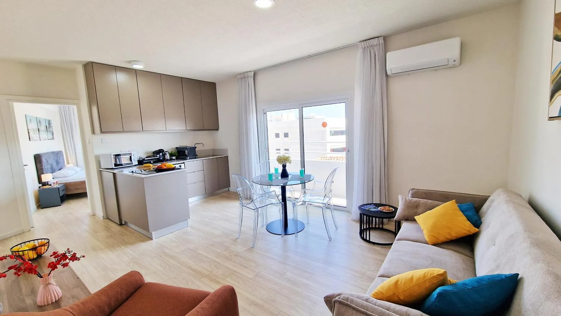 Kitieos Central Apartment With Sea View Larnaca